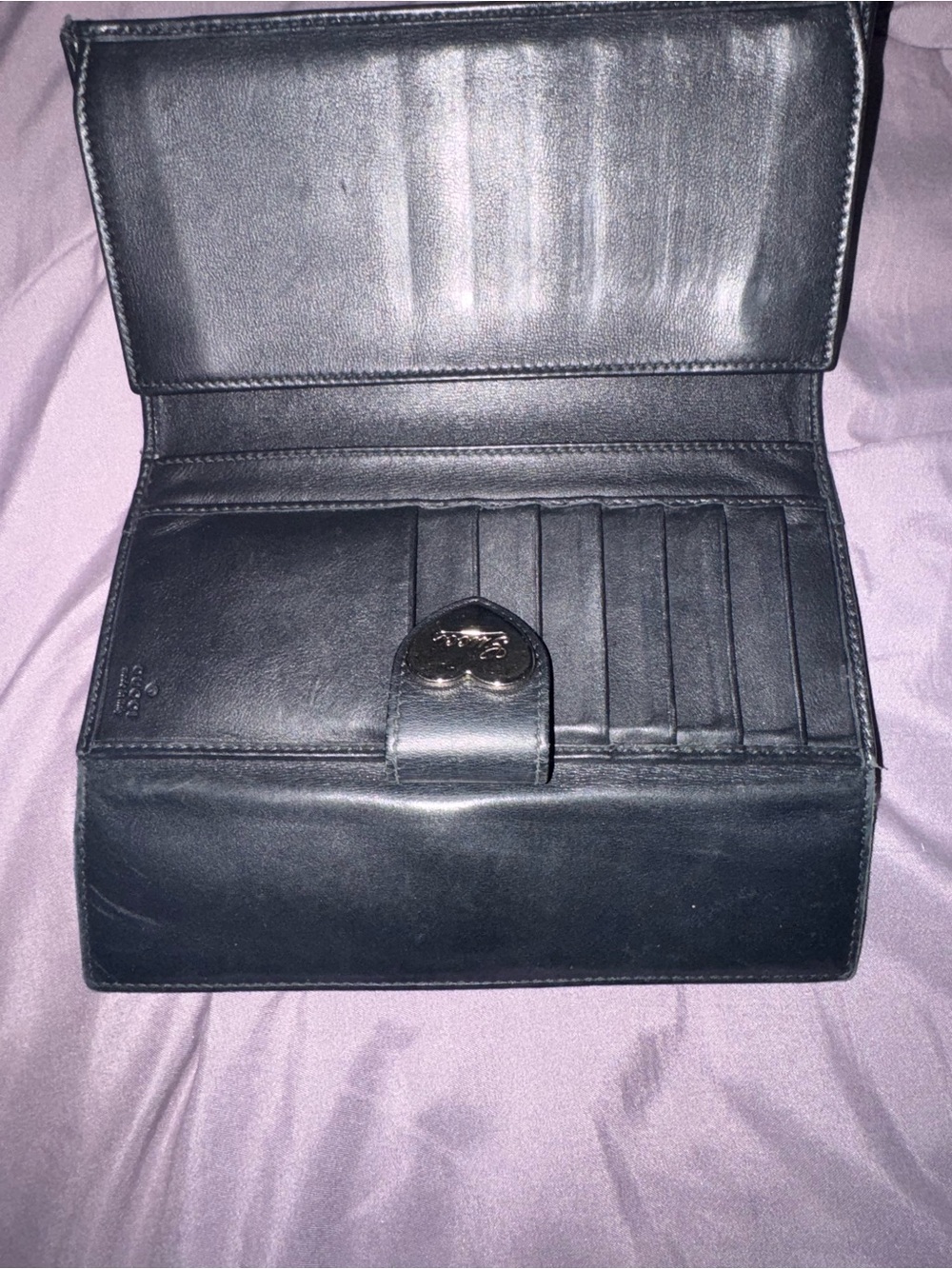 Authentic Gucci wallet - Picture 12 of 16